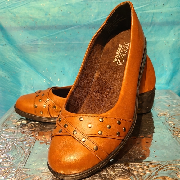 Aero Cushion Shoes, Women's, Casual, Size: 8m Color: Brown - Picture 1 of 8